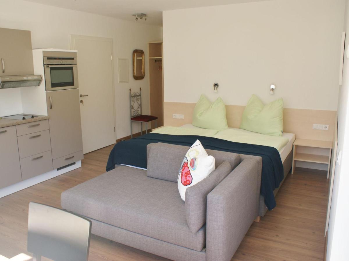 Apartment With Terrace In Kaprun Salzburg Exterior foto