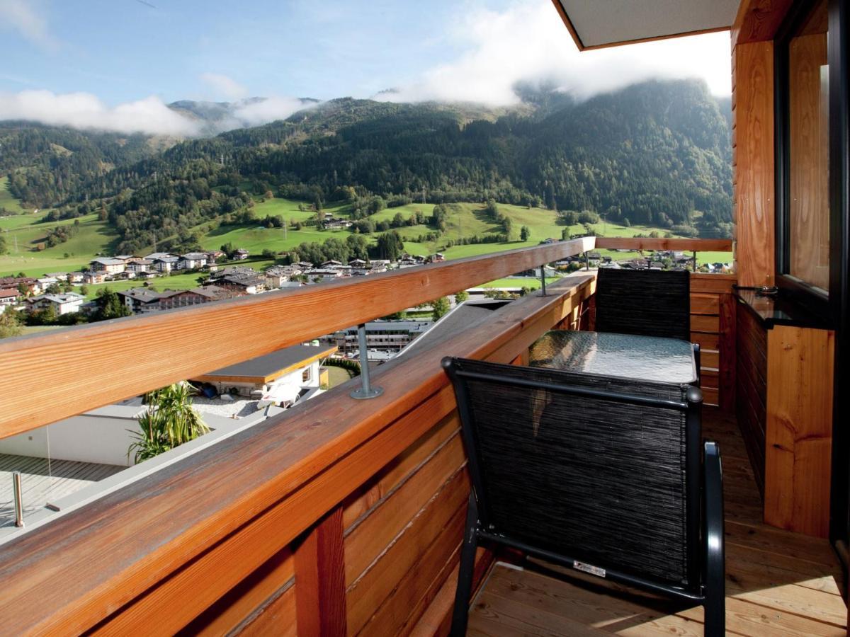 Apartment With Terrace In Kaprun Salzburg Exterior foto
