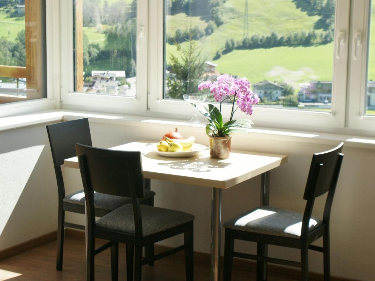 Apartment With Terrace In Kaprun Salzburg Exterior foto